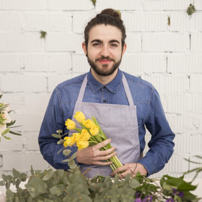 Флорист компании «Fenomen flowers» - Дмитрий